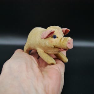 Vintage Steiff Velvet Pig – 1950s-60s German Plush Toy – Mid-Century Steiff Collectible