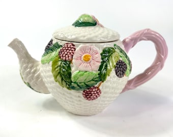 Vintage Portuguese Majolica Teapot – Handpainted Floral & Basketweave Design, Signed FG, 5-Cup Capacity
