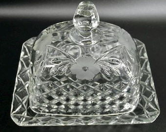 Pressed Glass Butter Dish with Lid, Diamond & Floral Pattern, 21.5 cm