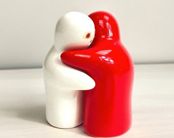 Vintage Hugging Ghost Ceramic Salt and Pepper Shakers - Kitsch Collectible Kitchenalia