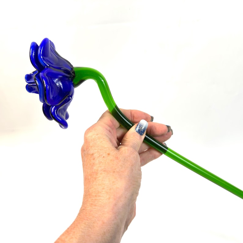 Blue art glass flower sculpture – murano style hand-blown glass stem, 50cm image 10