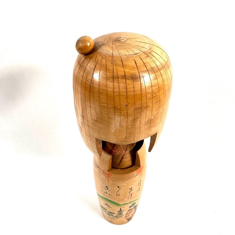 Lalka Kokeshi, duża, zabytkowa japońska figurka z drewna w stylu ludowym Showa zdjęcie 5