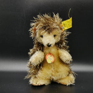 Vintage Steiff Joggi Hedgehog – 1960s Mohair, 12cm German Collectible with Tags