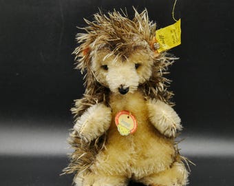 Vintage Steiff Joggi Hedgehog – 1960s Mohair, 12cm German Collectible with Tags