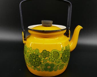 Scandinavian Mid-Century Design Enamel Teapot, Finel Finland – "Maaret" by Raija Liisa Olin