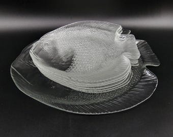 Vintage Glass Fish Plate Set – 1970s Mid-Century Pressed Glass Serving Dishes, Coastal Tableware