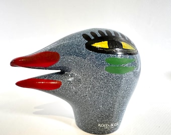 Vintage Kosta Boda Bird Head Sculpture by Ulrica Vallien – Hand-Painted Art Glass, Sweden