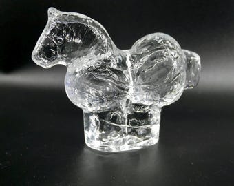 Vintage Art Glass Horse Sculpture: Uno Westerberg Pukeberg Paperweight
