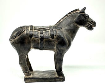 Terracotta Qin Dynasty Warrior Horse Figurine – Chinese Tomb Replica | 18 cm