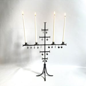 Metallkandelaber, Gunnar Ander, schwedischer Kerzenhalter aus Eisen, Mid-Century