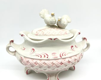Rococo-style Italian Ceramic Tureen – Vintage Forria Lidded Dish with Doves