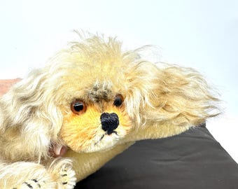 Vintage 1950s Mohair Dog Pillow – Mid-Century Spaniel Dog Sofa Decor