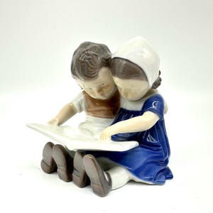 Bing & Grøndahl Porcelain Figurine, Children Reading, Copenhagen