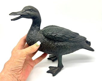 Vintage Brass Duck Sculpture – Large Mid-Century Bird Figurine – Decorative Wildlife Art