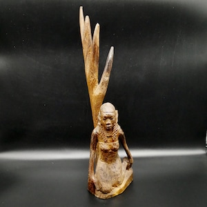 Vintage Hand-Carved Wooden Sculpture – Tribal Woman with Tree, 40cm