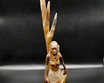 Vintage Hand-Carved Wooden Sculpture – Tribal Woman with Tree, 40cm