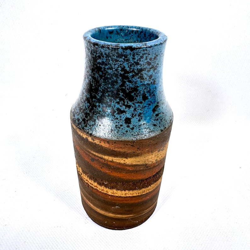 Dänische Studio Keramik Vase, signiert Kirsten 1987, handgefertigtes Steinzeug, skandinavische Keramik Bild 1