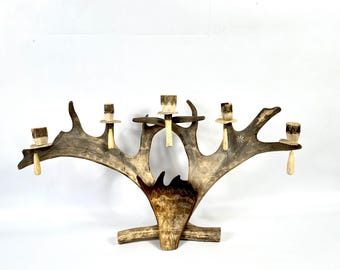 Large Scandinavian Antler Candelabra – Hand-Carved Sámi Folk Art, 1940s Lodge Decor