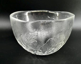 Vintage Kosta Boda Glass Bowl with leaf Motif – Göran Wärff, Scandinavian Design