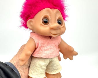 Vintage dam troll doll – 1980s original denmark pink hair figurine