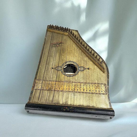 Guitar Zither – Menzenhauer No. 2, Antique American Instrument