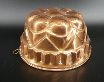 Vintage Copper Jelly Mold Wall Hanging - Rustic Scandinavian Farmhouse Kitchenware