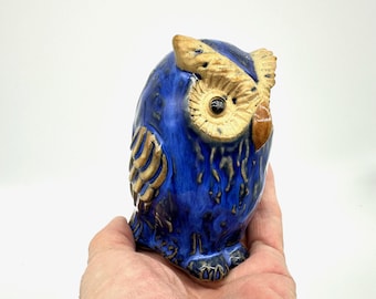 フクロウ彫刻 陶器 8.5インチ ハンドメイド ヴィンテージ フクロウ 陶器彫刻 - 粘土人形