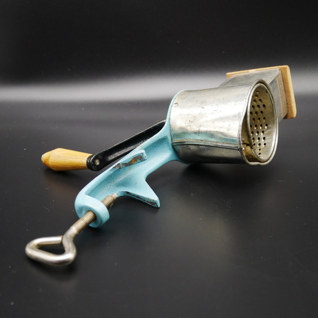 Vintage Cast Iron Nutmeg Grinder With Original Wood Press Etsy