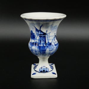 Vintage Dutch Delft Blue Ceramic Urn – Hand-Painted Windmill Design, Made in Holland