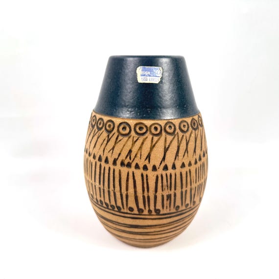 Stoneware vase – lisa larson, gustavsberg studio, sweden, 1960s