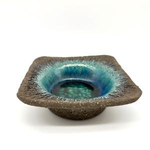 Mid-Century Studio Pottery Bowl – Lava Glaze with Blue-Green Interior