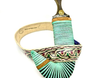 Yemeni Jambiya Dagger with Decorative Sheath and Belt | Curved Middle Eastern Blade