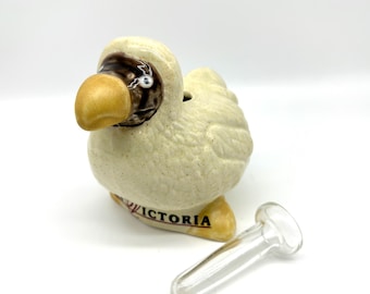 Vintage Le Victoria Dodo Bird Figurine – Mauritius Ceramic Vase, 1980s Collectible Hotel Souvenir