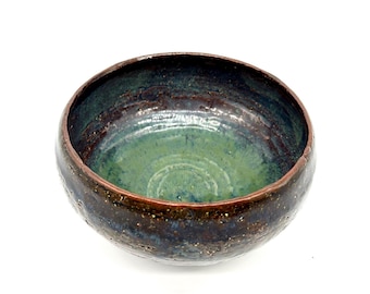 Vintage studio pottery bowl – signed drip glaze ceramics, 1980s handmade art bowl
