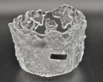 Kosta Boda clear glass bowl, Midsummer dance designed  Kjell Engman Rhapsody