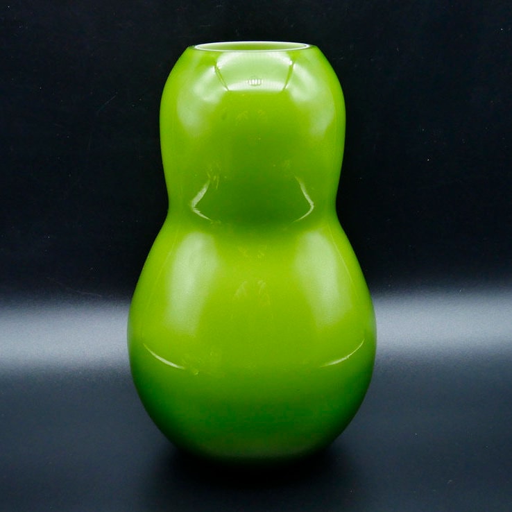 Mid-Century Abstract Vase – Vintage Green with White Interior, Scandinavian Art Glass, Made in Denmark