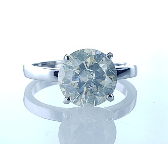 k color diamond in white gold