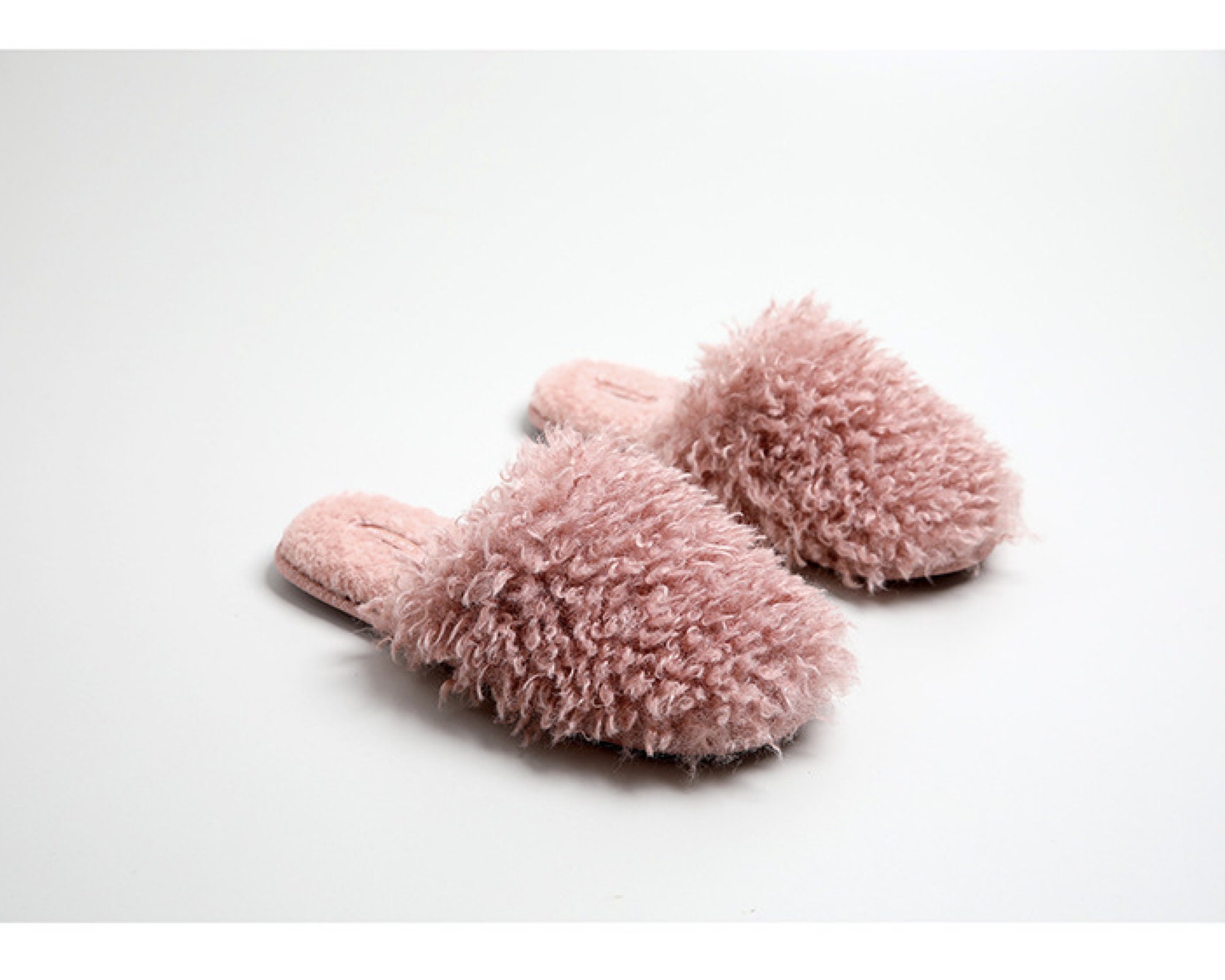 Faux fur fluffy warm slippers pink aesthetic women's | Etsy