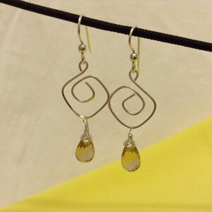 10 ct Citrine Earrings /Sterling Silver Earrings /Gift for Her/November Bithday jewelry /Elegant Earrings /Geometric Earrings /Swan Earrings