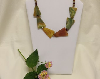 Collier de perles de culture agate / Collier d’agate paysage brun vert / Bijoux de couleur d’automne / Bijoux de perles uniques / Cadeau pour elle /
