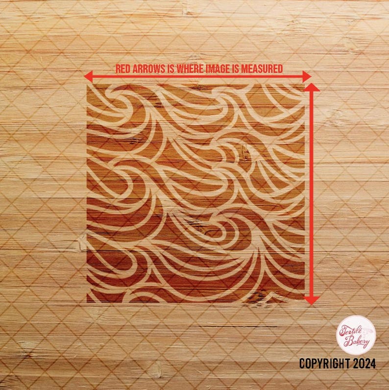 Puede incluir: Un dise&ntilde;o de patr&oacute;n de espiral blanco y marr&oacute;n sobre un fondo marr&oacute;n. El dise&ntilde;o es un patr&oacute;n repetitivo de espirales y curvas. El dise&ntilde;o mide aproximadamente 15 cm por 15 cm.
