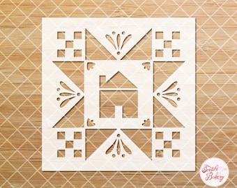 Può includere: Uno stencil quadrato bianco con un'icona centrale a forma di casa circondata da motivi geometrici, tra cui quattro quadrati d'angolo, quattro triangoli con ritagli floreali e piccole forme a cuore, con il testo Textile Bakery COPYRIGHT 2026.