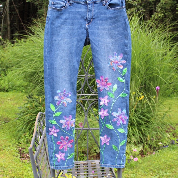 OOAK Womens Upcycled Boho Retro Style Flower Embroidered Denim Jeans G.H. Bass & Co. Straight Leg size 6 ...Purple Blend Batik