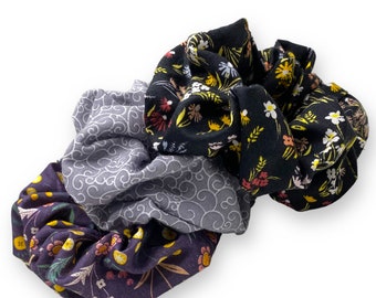 Chouchou, scrunchie, flowers, black, mauve, swirls, gray