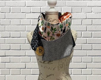 Foulard, plantes, chats noirs, gris, noir, blanc, terracotta , gros boutons