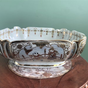 Antique Chinese Japanese Gold Enamel Porcelain Bowl signed