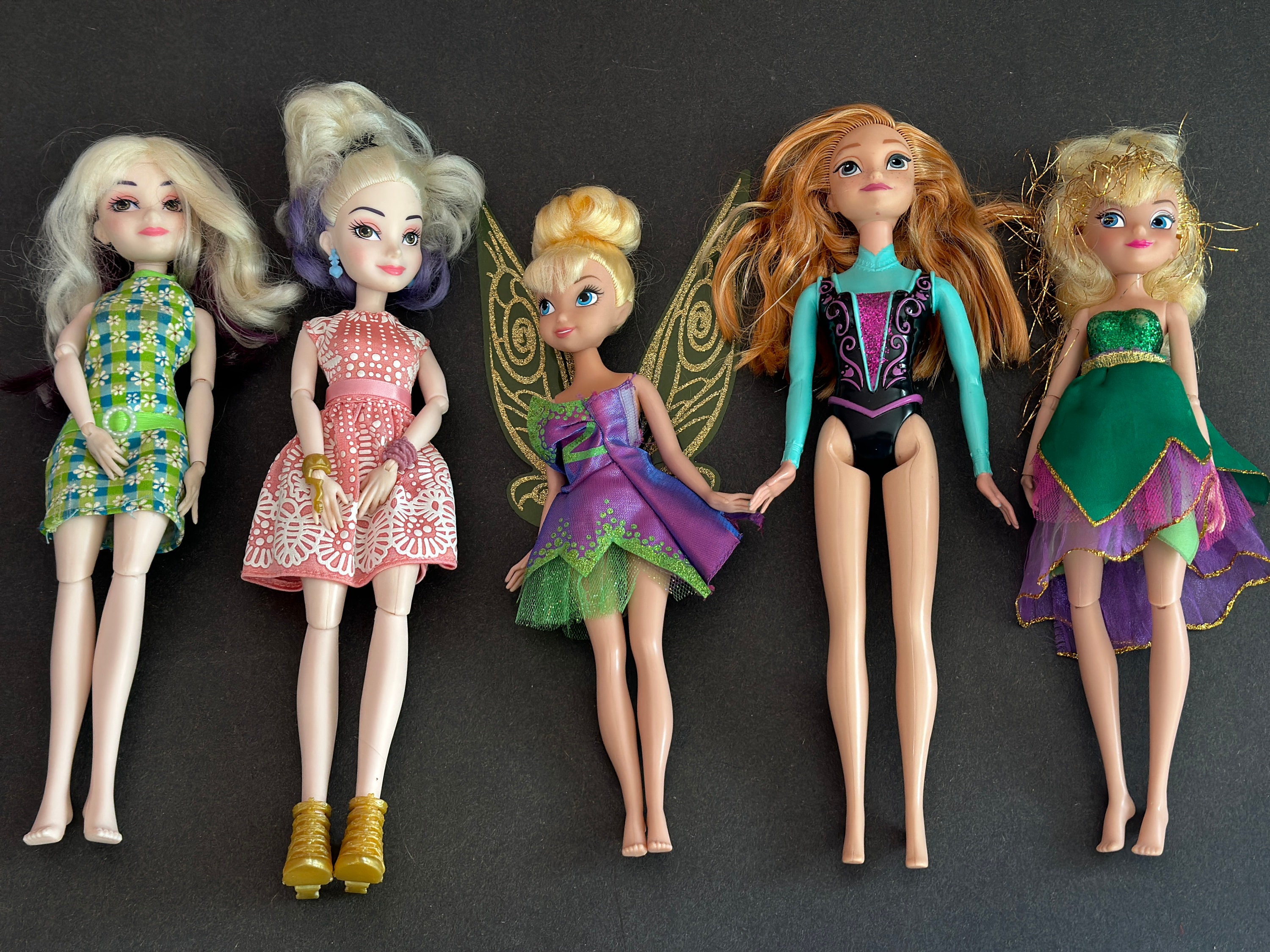 Disney Descendants UMA 11 Doll Toy *Paint on Hands Starting To Wear Off