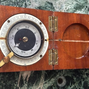 Antique WWI Military Marching Compass by J. Wardale & Co. London 1918