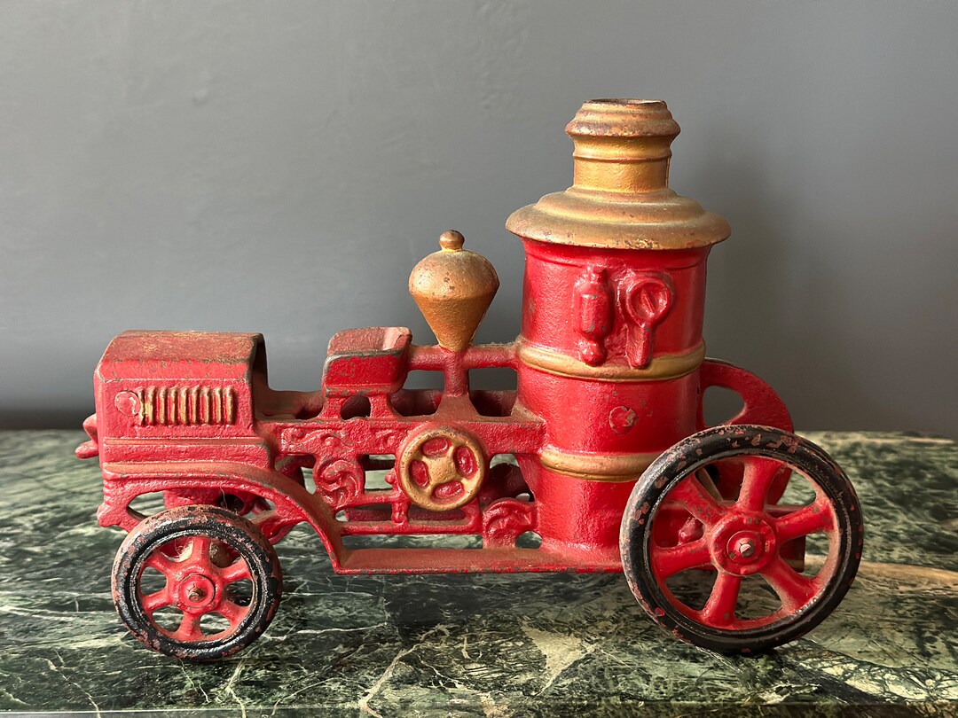 Old Cast Iron Fire Engine Pumper Toy Truck Etsy