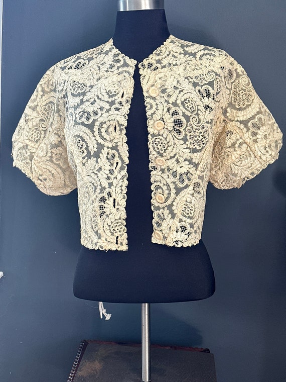 Elegant Vintage Women's Lace Jacket / Blouse - image 1